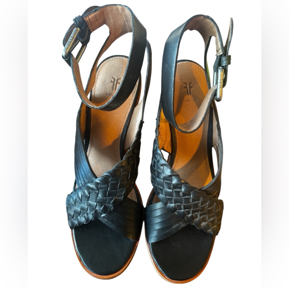 Frye NEW Sara Criss Cross Black Leather Strap Sandal Heels size 7.5 - Picture 6 of 9